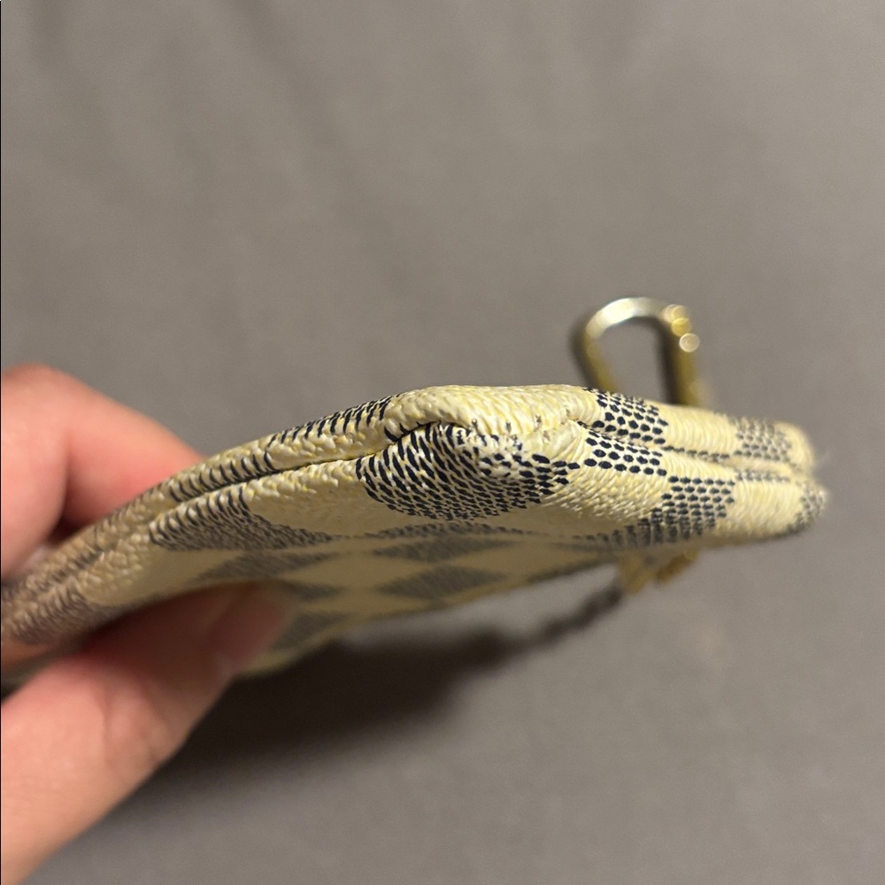Key Pouch - Picture 5 of 5